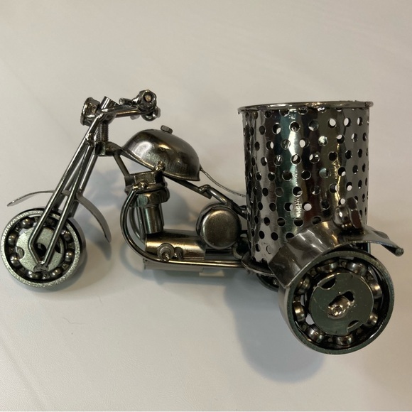 Motorcycle Gun Metal Desktop Pen Accessory Holder Office Biker Hog Decor Gift - Picture 7 of 7